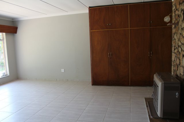 To Let 1 Bedroom Property for Rent in Potchefstroom South North West